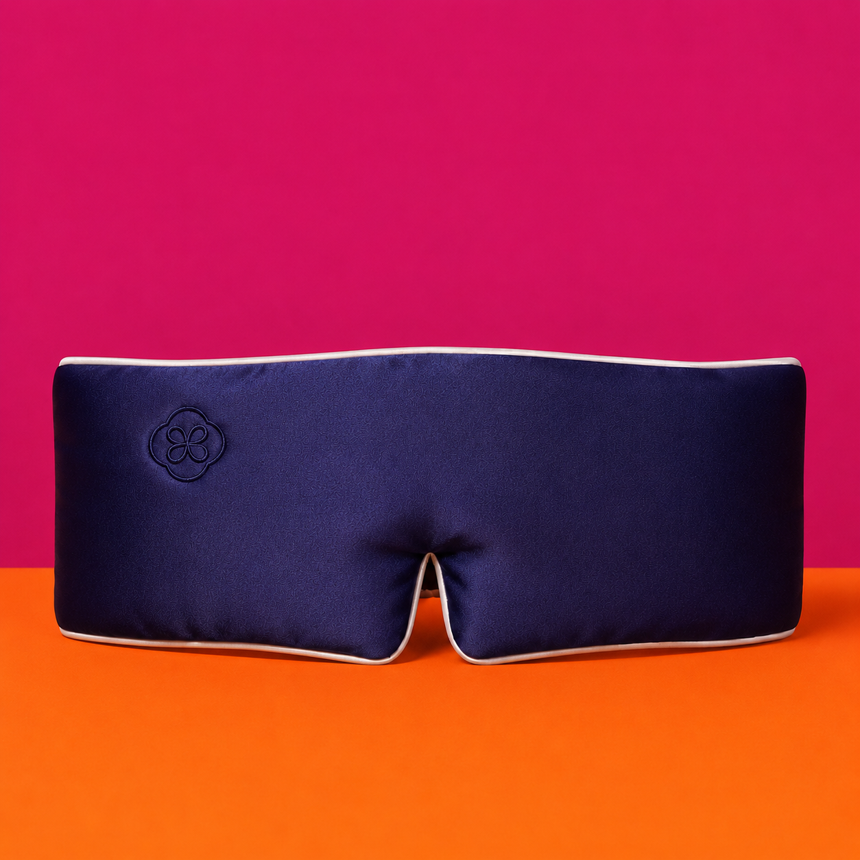 Pre-order: Cocoon Eye Blanket