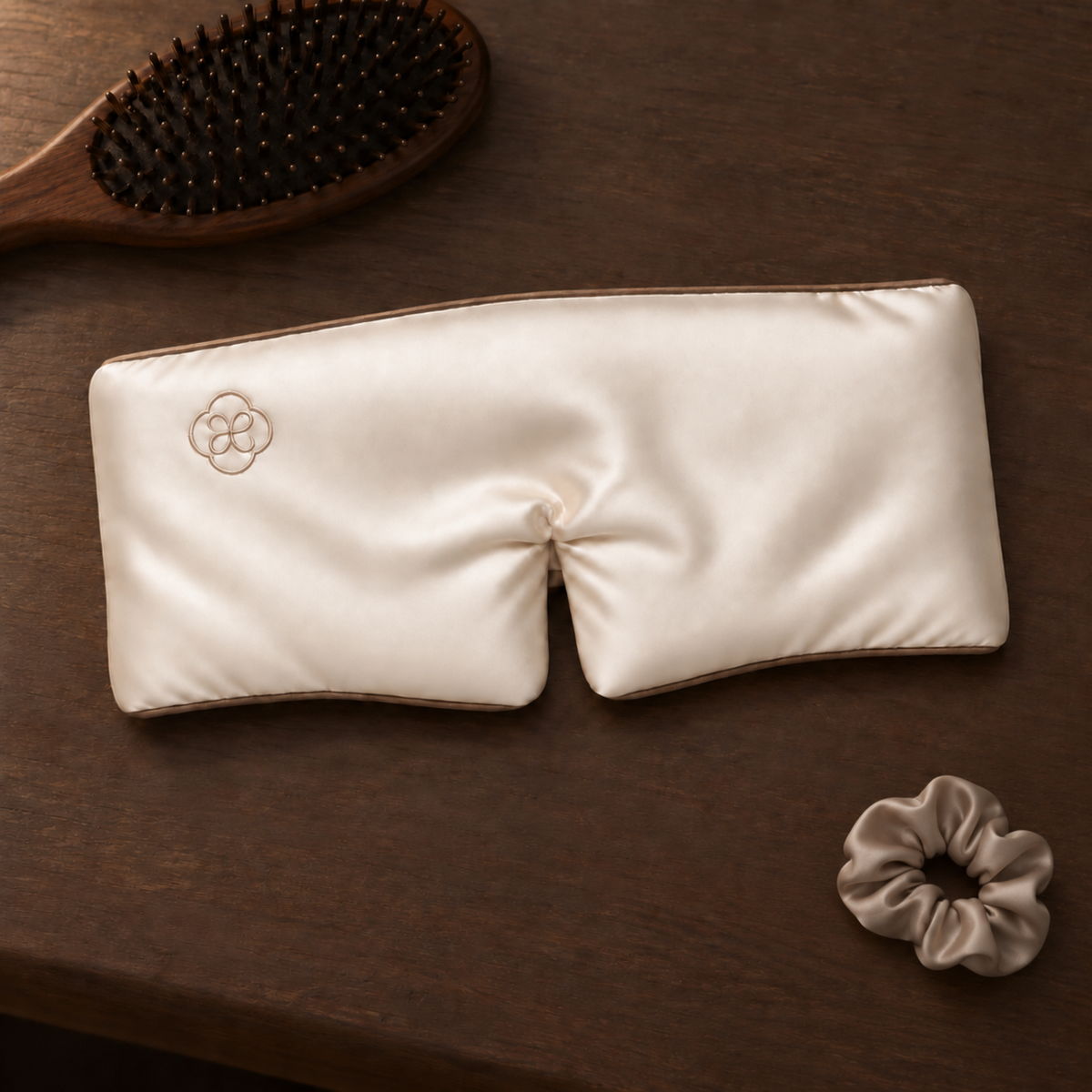 Pre-order:<br>Cocoon Sleep Mask<br>Perl Veil