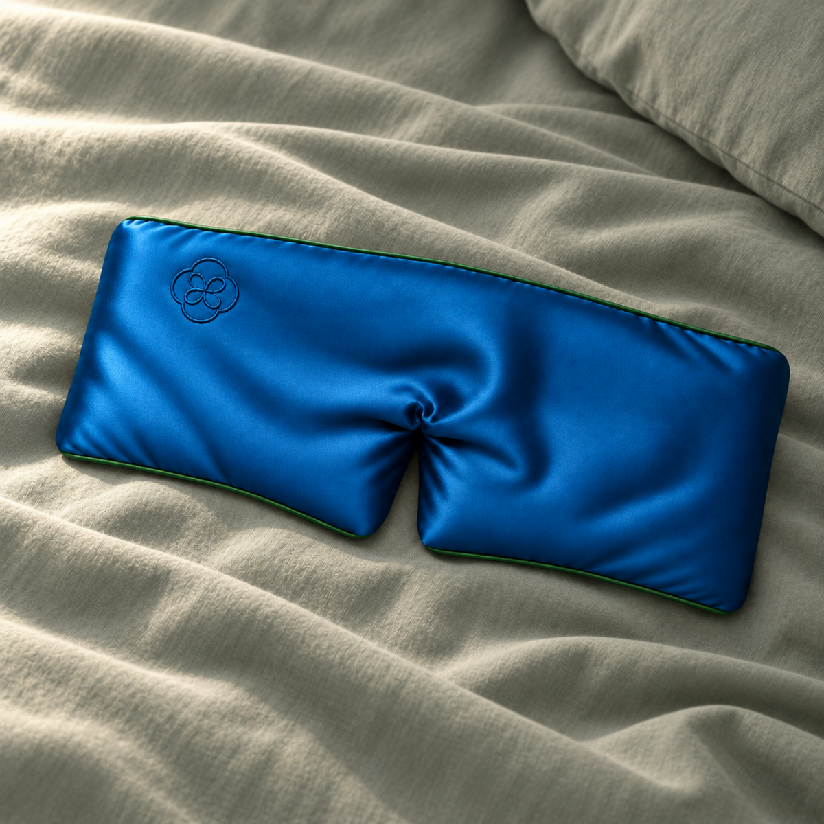 Vorbestellung:<br>Cocoon Schlafmaske<br>Saphirblau
